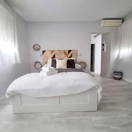 Increible Apartamento De Lujo En Triana Seville Exterior photo