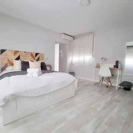 Increible Apartamento De Lujo En Triana Seville Exterior photo